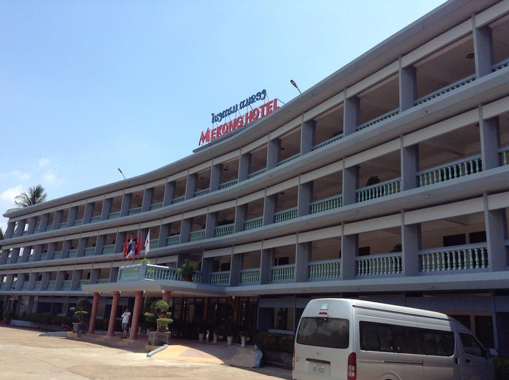 Mekong Hotel Thakhek Exterior photo